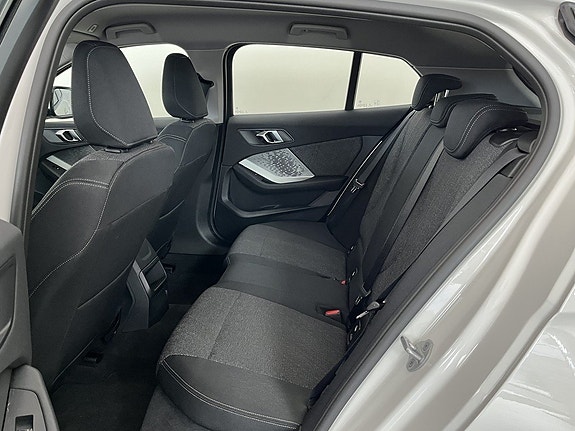 BMW 120 11 of 14