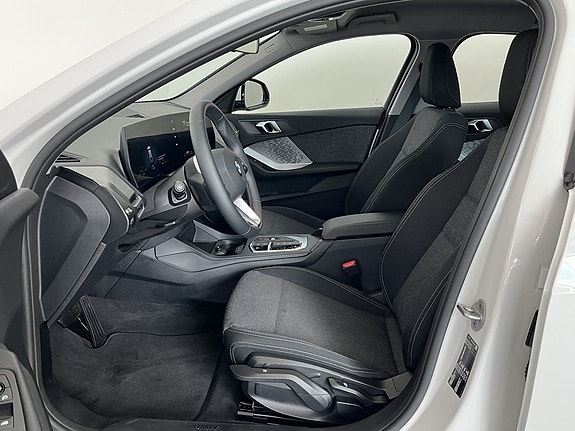 BMW 120 5 of 14