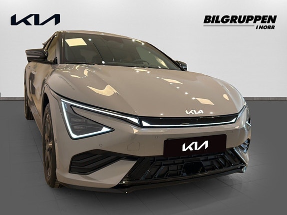 Kia EV6 3 of 5