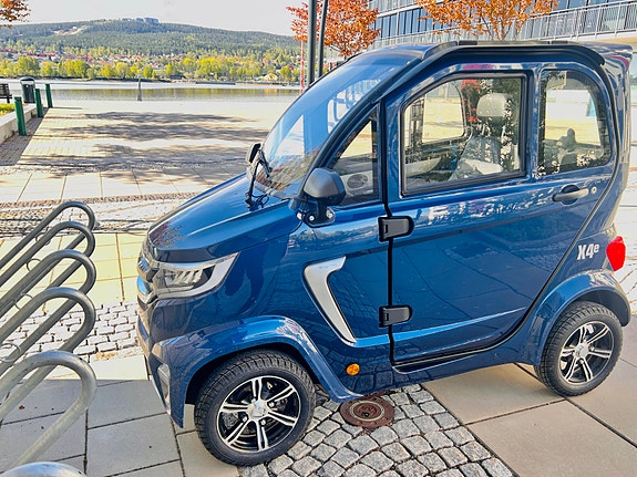 Eloped X4e CityCar 3 of 4
