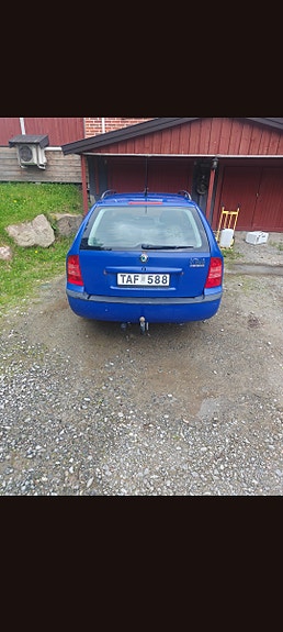 Skoda Octavia 3 of 5