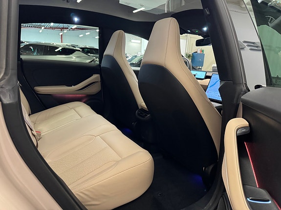 NIO ET5 15 of 23