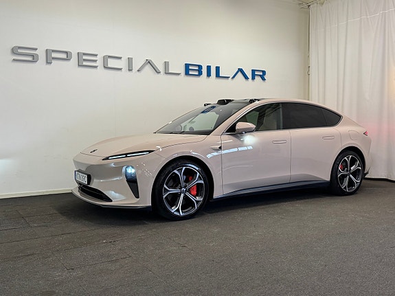 NIO ET5 20 of 23