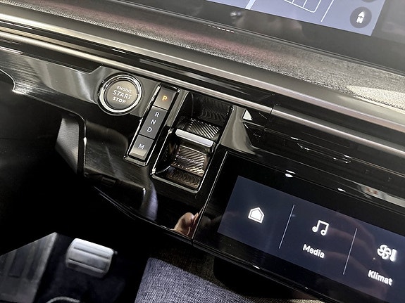 Peugeot 5008 10 of 16