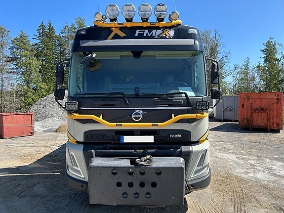 Volvo FMX 540 2 of 24