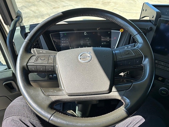 Volvo FMX 540 24 of 24