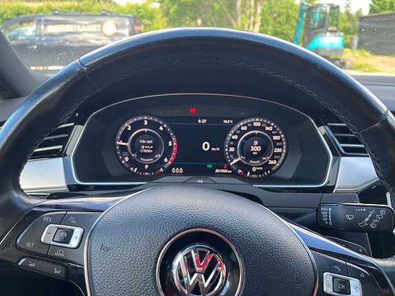 Volkswagen Passat Alltrack 5 of 5