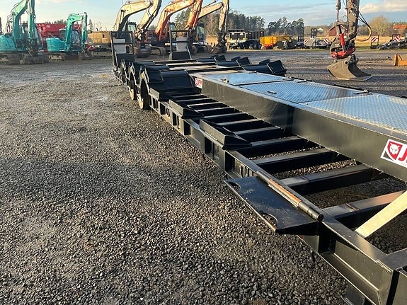 JPM Skogsmaskintrailer 30T 7 of 7