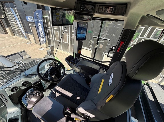 XCMG XC968EV 4 of 5