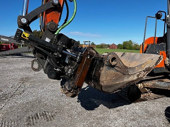 Doosan DX 140 LCR 3 of 7