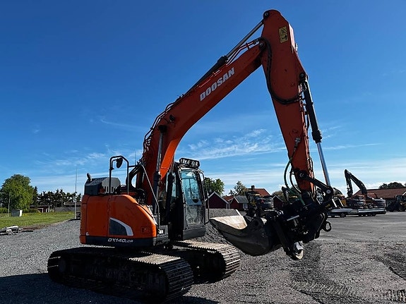 Doosan DX 140 LCR 4 of 7