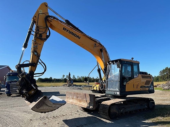 Hyundai HX160 L 7 of 9