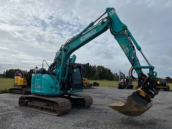 Kobelco SK 140 SRLC-5 3 of 7