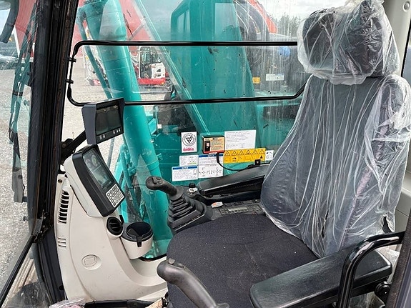 Kobelco SK 140 SRLC-5 6 of 7