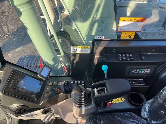 Takeuchi TB 2150 R 8 of 8