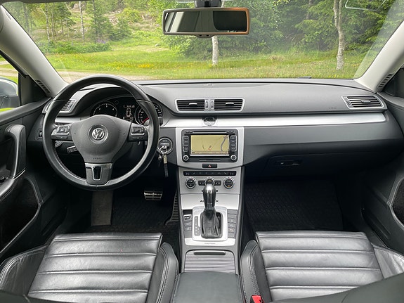 Volkswagen Passat Alltrack 5 of 5