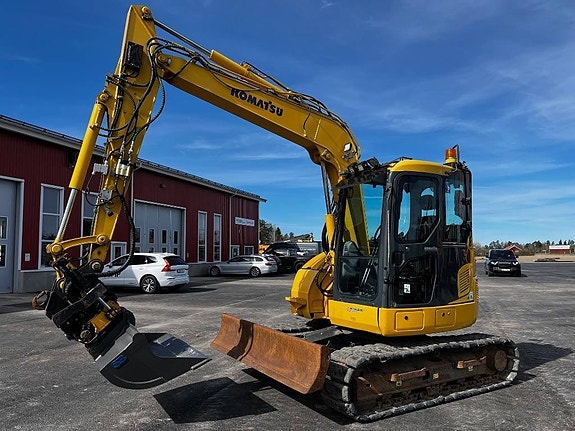 Komatsu PC 78 US 2 of 6