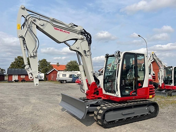 Takeuchi TB 290 3 of 6
