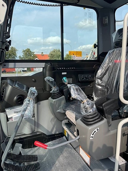 Takeuchi TB 290 6 of 6