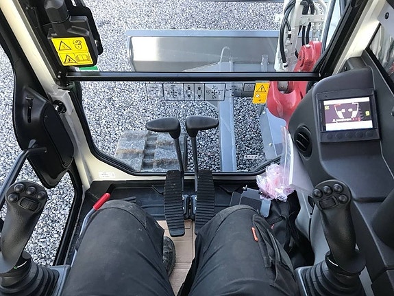 Takeuchi TB290-2 7 of 7