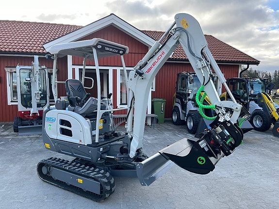 Takeuchi TB20E 3 of 5