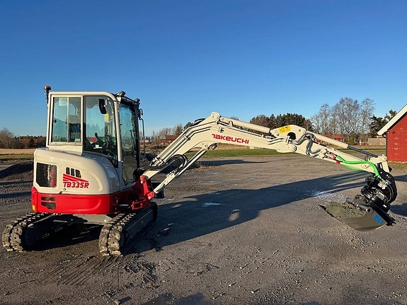 Takeuchi TB 335 R 11 of 14