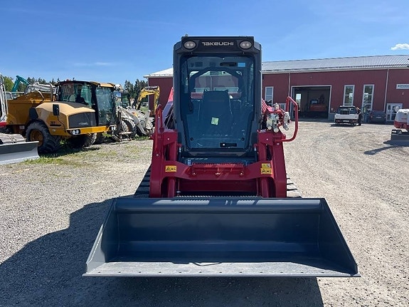 Takeuchi TL12 V2 3 of 8