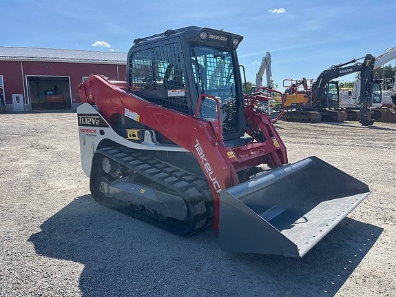 Takeuchi TL12 V2 4 of 8