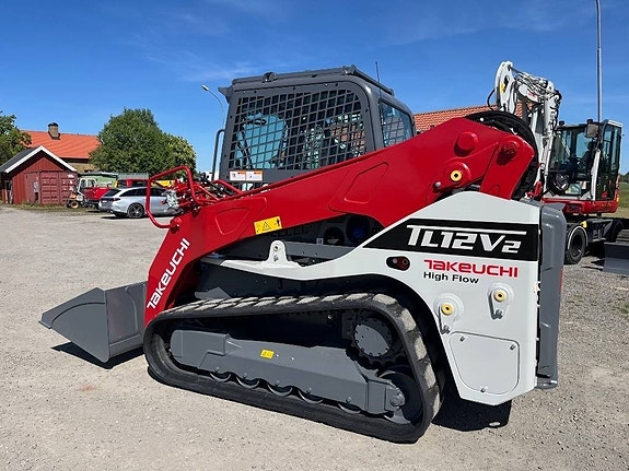 Takeuchi TL12 V2