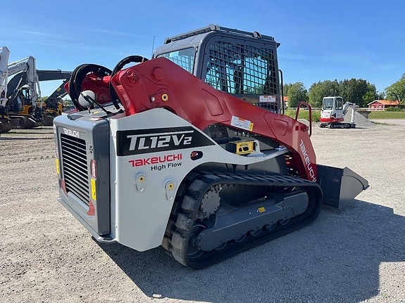 Takeuchi TL12 V2 5 of 8