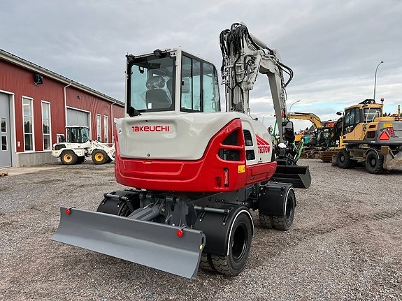 Takeuchi TB 370 W 4 of 5