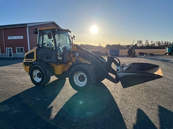 JCB 409 5 of 5
