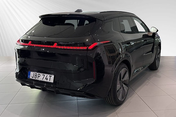 Lynk & Co 08 4 of 5