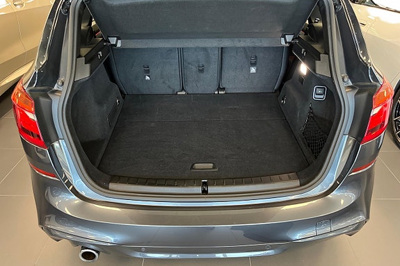 BMW 225xe 9 of 17