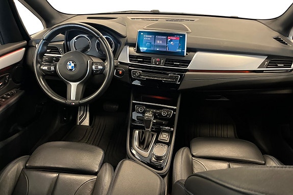 BMW 225xe 7 of 17