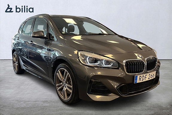BMW 225xe 16 of 17
