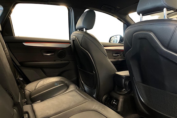 BMW 225xe 6 of 17