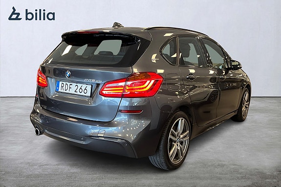 BMW 225xe 15 of 17