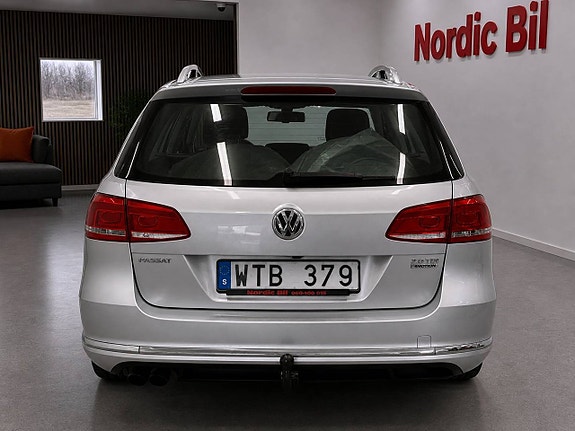 Volkswagen Passat 4 of 5