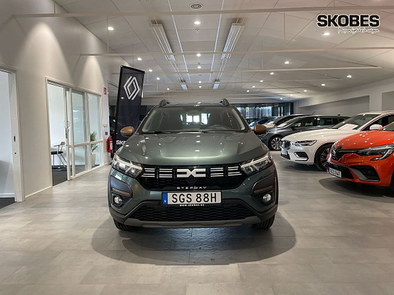 Dacia Sandero Stepway 2 of 5