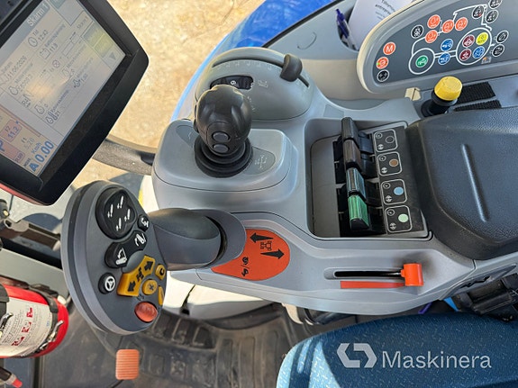 Traktor New Holland T7.170 18 of 27