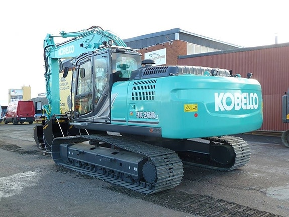 Kobelco SK260LC-11 2 of 5