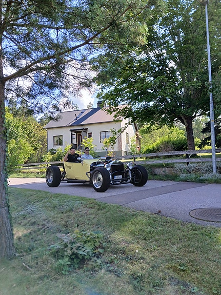 Ford V8 4 of 5