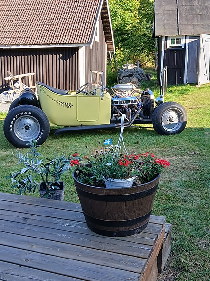 Ford V8 3 of 5