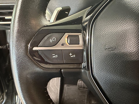 Peugeot 5008 10 of 12