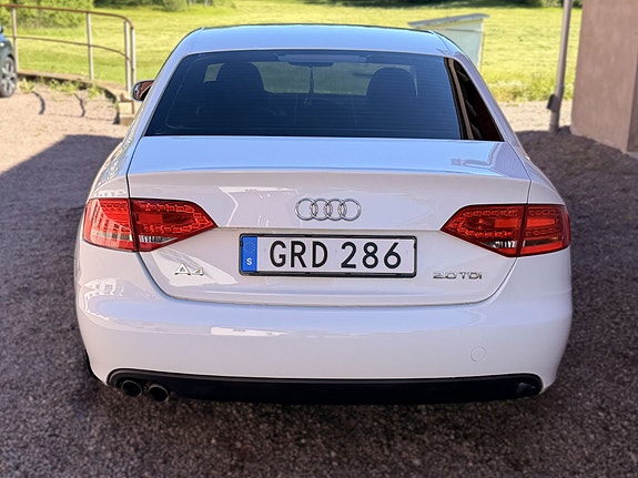 Audi A4 4 of 5