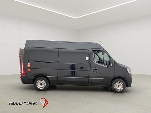 Renault Master 2 of 5