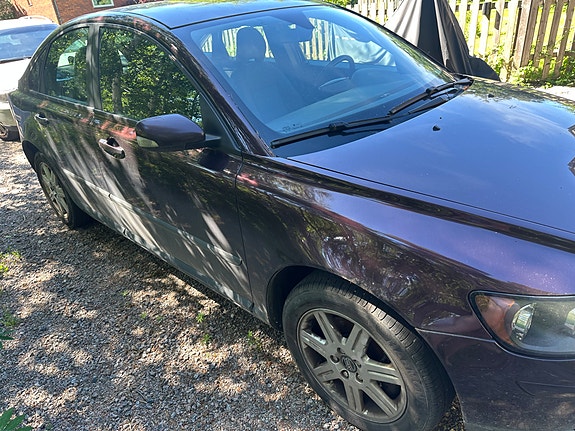 Volvo S40 5 of 5