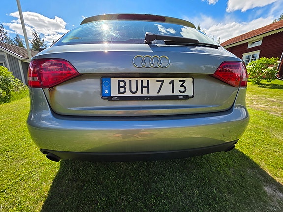 Audi A4 4 of 4