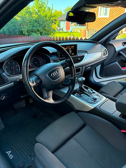 Audi A6 4 of 5